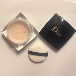 DIOR powder